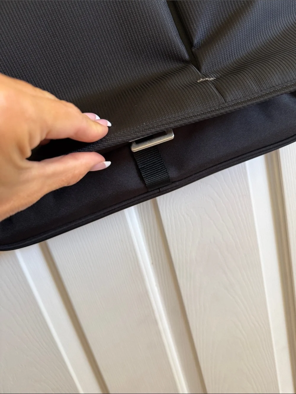 🌸Case Logic: Black Laptop Briefcase for 15-17